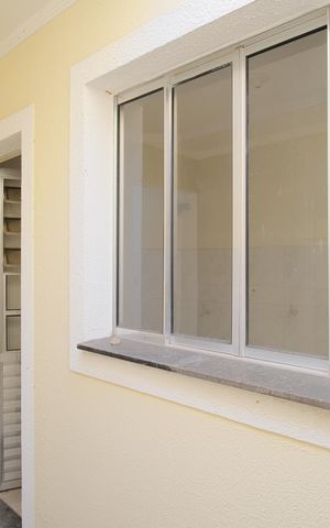 Casa de condomínio à venda com 58m², 2 quartos e 1 vagaÁrea de Serviço