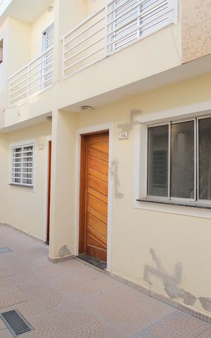 Casa de condomínio à venda com 58m², 2 quartos e 1 vagaÁrea comum