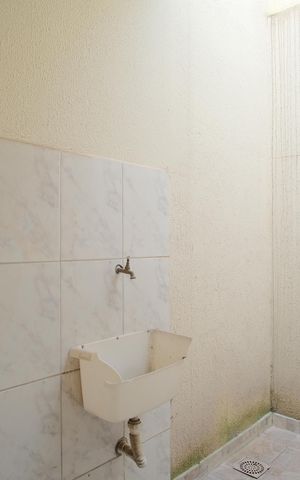 Casa de condomínio à venda com 58m², 2 quartos e 1 vagaÁrea de Serviço