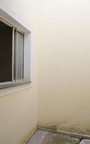 Casa de condomínio à venda com 70m², 2 quartos e 1 vagaÁrea de Serviço