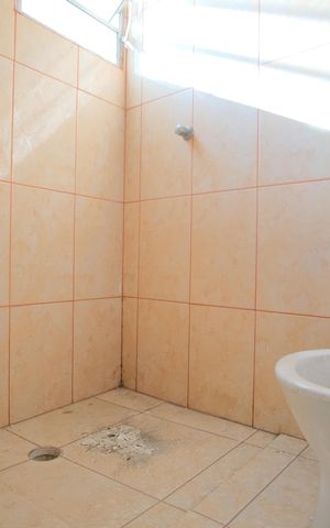 Casa de condomínio à venda com 70m², 2 quartos e 1 vagaBanheiro da Suíte 1