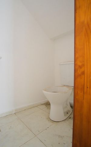 Casa de condomínio à venda com 70m², 2 quartos e 1 vagaLavabo
