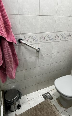 Apartamento à venda com 110m², 4 quartos e 1 vaga Apartamento à venda com 110m², 4 quartos e 1 vagaBanheiro Social