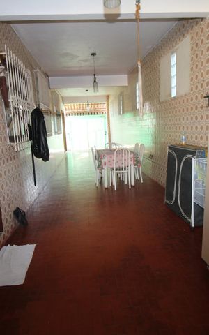 Casa à venda com 180m², 3 quartos e 3 vagasVaranda