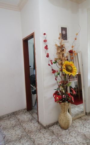 Casa à venda com 180m², 3 quartos e 3 vagasSala