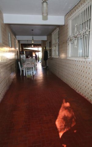 Casa à venda com 180m², 3 quartos e 3 vagasVaranda