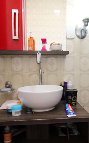 Casa à venda com 180m², 3 quartos e 3 vagasBanheiro 3