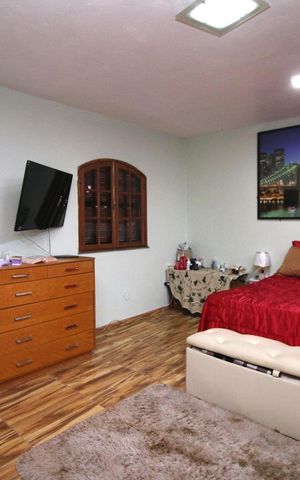 Casa à venda com 180m², 3 quartos e 3 vagasQuarto 3