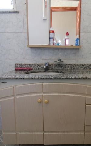 Casa à venda com 180m², 3 quartos e 3 vagasBanheiro 1