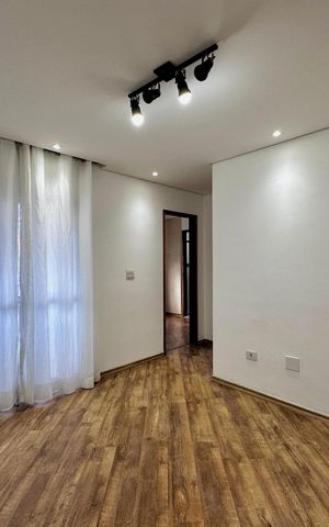 Apartamento à venda com 54m², 2 quartos e 1 vaga Apartamento à venda com 54m², 2 quartos e 1 vagaSala