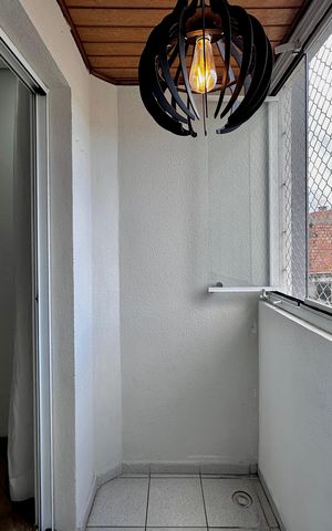 Apartamento à venda com 54m², 2 quartos e 1 vaga Apartamento à venda com 54m², 2 quartos e 1 vagaSacada