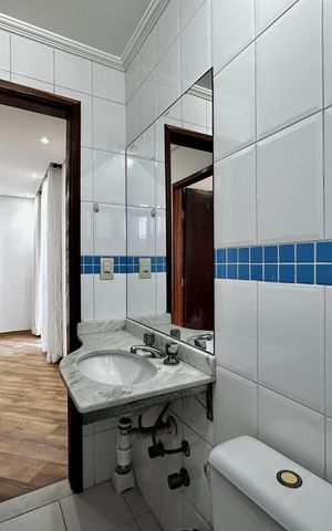 Apartamento à venda com 54m², 2 quartos e 1 vaga Apartamento à venda com 54m², 2 quartos e 1 vagaBanheiro Social
