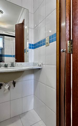 Apartamento à venda com 54m², 2 quartos e 1 vaga Apartamento à venda com 54m², 2 quartos e 1 vagaBanheiro Suíte