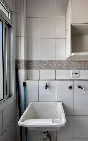 Apartamento à venda com 54m², 2 quartos e 1 vaga Apartamento à venda com 54m², 2 quartos e 1 vagaÁrea de Serviço