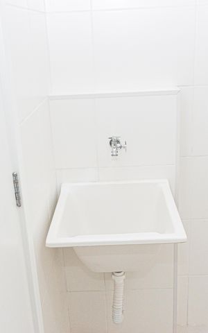 Apartamento à venda com 28m², 1 quarto e sem vaga Apartamento à venda com 28m², 1 quarto e sem vagaCozinha e Área de Serviço