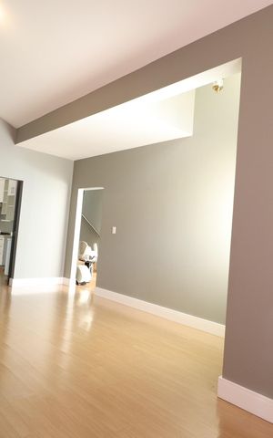 Casa de condomínio para alugar com 316m², 4 quartos e 4 vagasSala 1