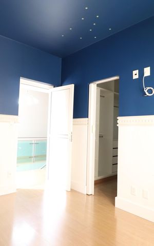Casa de condomínio para alugar com 316m², 4 quartos e 4 vagasQuarto 4 - Suíte