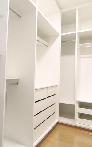 Casa de condomínio para alugar com 316m², 4 quartos e 4 vagasQuarto 4 - Suíte - Closet