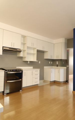 Casa de condomínio para alugar com 316m², 4 quartos e 4 vagasCozinha
