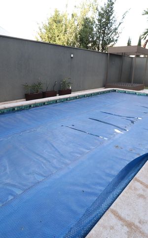 Casa de condomínio para alugar com 316m², 4 quartos e 4 vagasPiscina