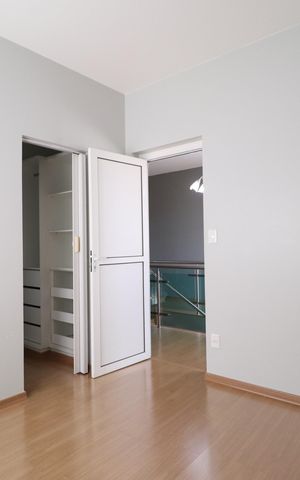 Casa de condomínio para alugar com 316m², 4 quartos e 4 vagasQuarto 1 - Suíte