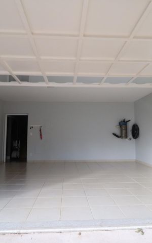 Casa de condomínio para alugar com 316m², 4 quartos e 4 vagasGaragem