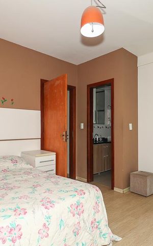 Casa à venda com 238m², 4 quartos e 3 vagasSuíte