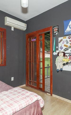 Casa à venda com 238m², 4 quartos e 3 vagasQuarto 2