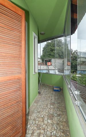 Casa à venda com 238m², 4 quartos e 3 vagasVaranda Suíte