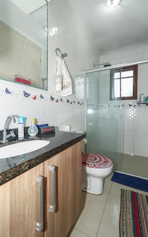 Casa à venda com 238m², 4 quartos e 3 vagasBanheiro da Suíte
