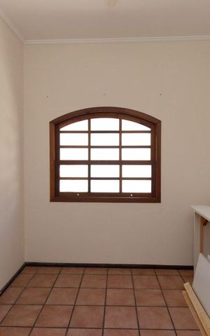 Casa de condomínio à venda com 353m², 3 quartos e 2 vagas Casa de condomínio à venda com 353m², 3 quartos e 2 vagasQuarto 2
