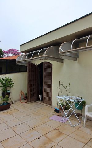 Casa para alugar com 217m², 4 quartos e 2 vagasSuíte Sacada