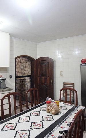 Casa para alugar com 217m², 4 quartos e 2 vagasCozinha