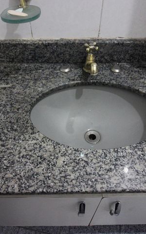 Casa para alugar com 217m², 4 quartos e 2 vagasBanheiro Suíte 