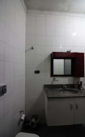 Casa para alugar com 217m², 4 quartos e 2 vagasBanheiro Suíte 