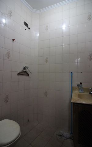Casa para alugar com 217m², 4 quartos e 2 vagasBanheiro de Serviço