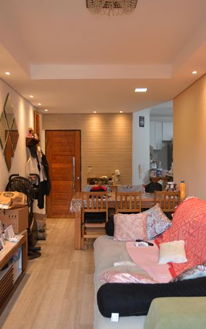 Apartamento à venda com 105m², 2 quartos e 2 vagasSala