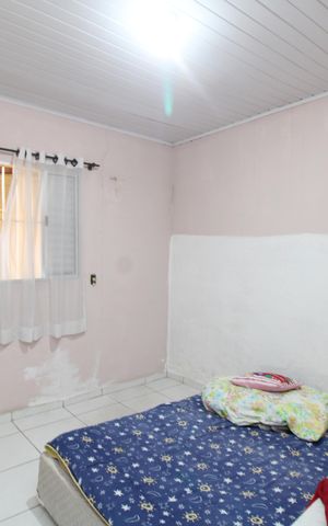 Casa à venda com 250m², 2 quartos e 3 vagasQuarto 2