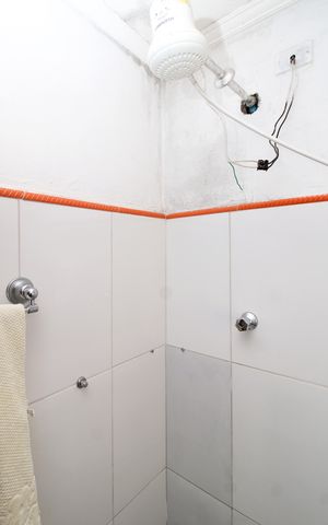 Casa à venda com 250m², 2 quartos e 3 vagasBanheiro
