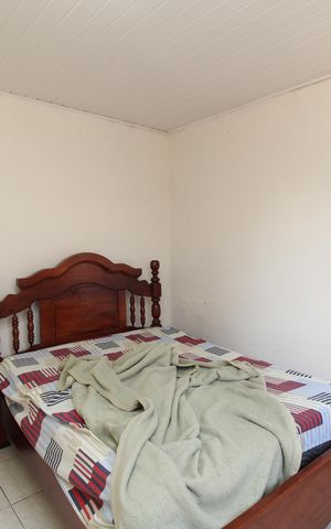 Casa à venda com 250m², 2 quartos e 3 vagasQuarto 1