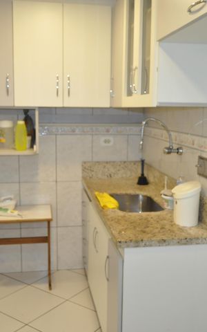 Apartamento à venda com 60m², 2 quartos e 1 vagaCozinha