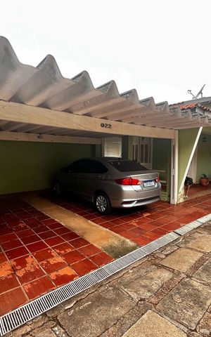 Casa à venda com 295m², 4 quartos e 3 vagasGaragem