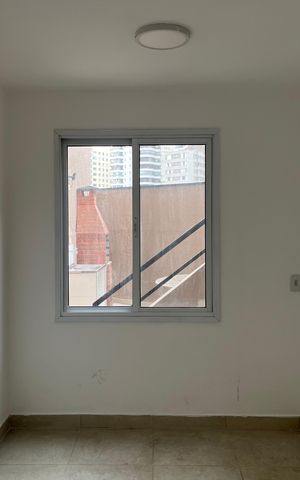 Casa à venda com 240m², 5 quartos e 2 vagas Casa à venda com 240m², 5 quartos e 2 vagasQuarto 4