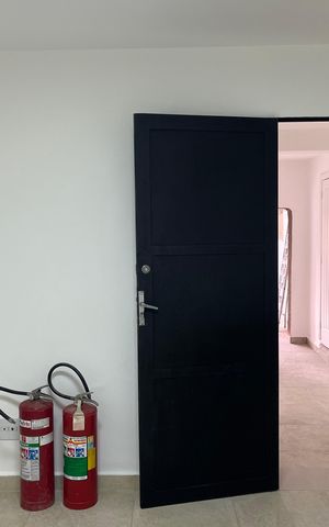 Casa à venda com 240m², 5 quartos e 2 vagas Casa à venda com 240m², 5 quartos e 2 vagasQuarto 5
