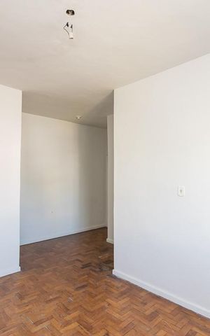 Apartamento à venda com 40m², 1 quarto e sem vaga Apartamento à venda com 40m², 1 quarto e sem vagaSala