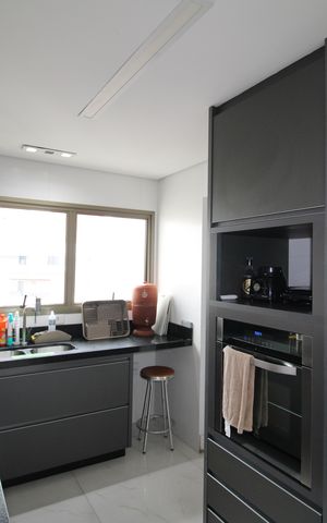 Apartamento à venda com 210m², 4 quartos e 3 vagasCozinha