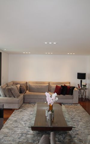 Apartamento à venda com 210m², 4 quartos e 3 vagasSala