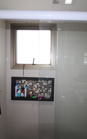 Apartamento à venda com 210m², 4 quartos e 3 vagasBanheiro da Suíte 2