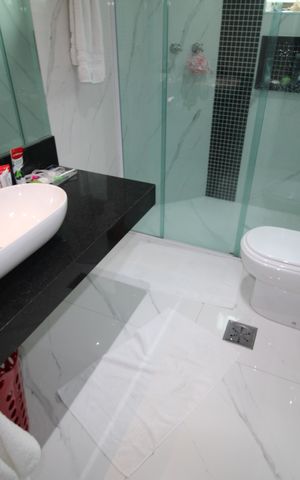 Apartamento à venda com 210m², 4 quartos e 3 vagasBanheiro Social