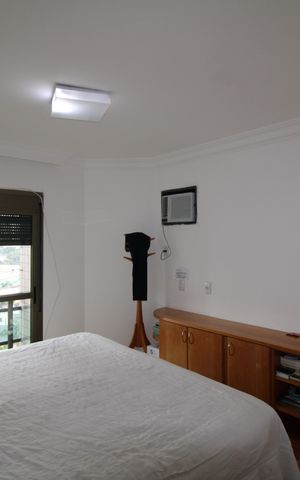 Apartamento à venda com 210m², 4 quartos e 3 vagasSuíte 1